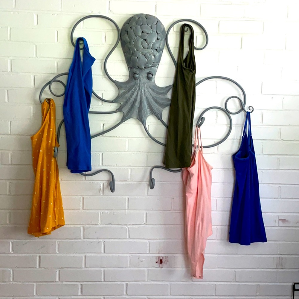5 Tank/Cami Tops (Size M) - Picture 2 of 7